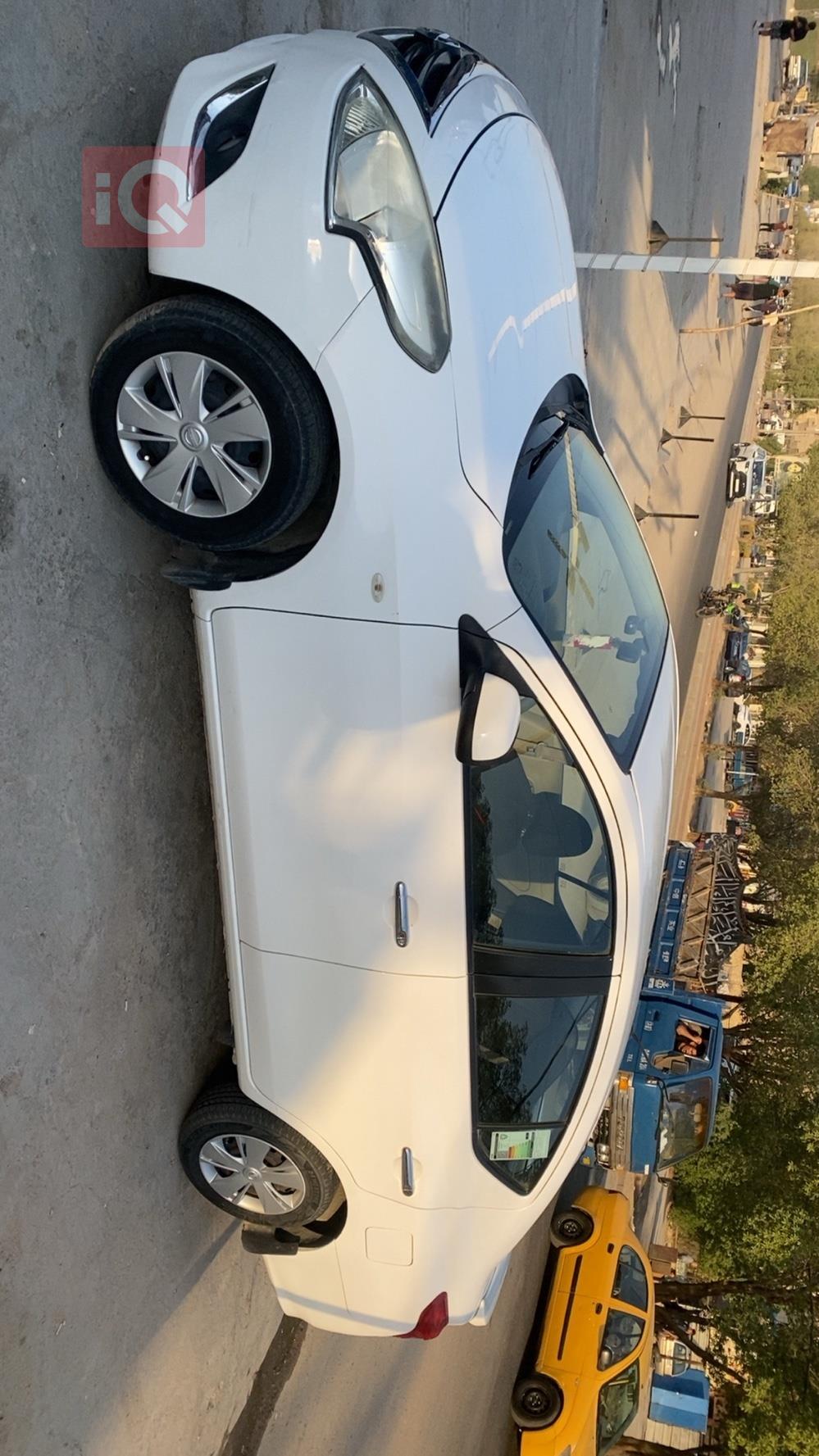 نيسان صني